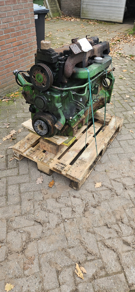 JOHN DEERE 4255 - محرك: صورة 2 JOHN DEERE 4255 - محرك: صورة 2