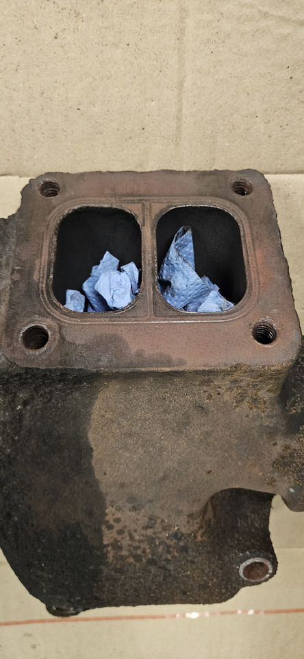 John deere R86029 - مشعب العادم: صورة 2 John deere R86029 - مشعب العادم: صورة 2