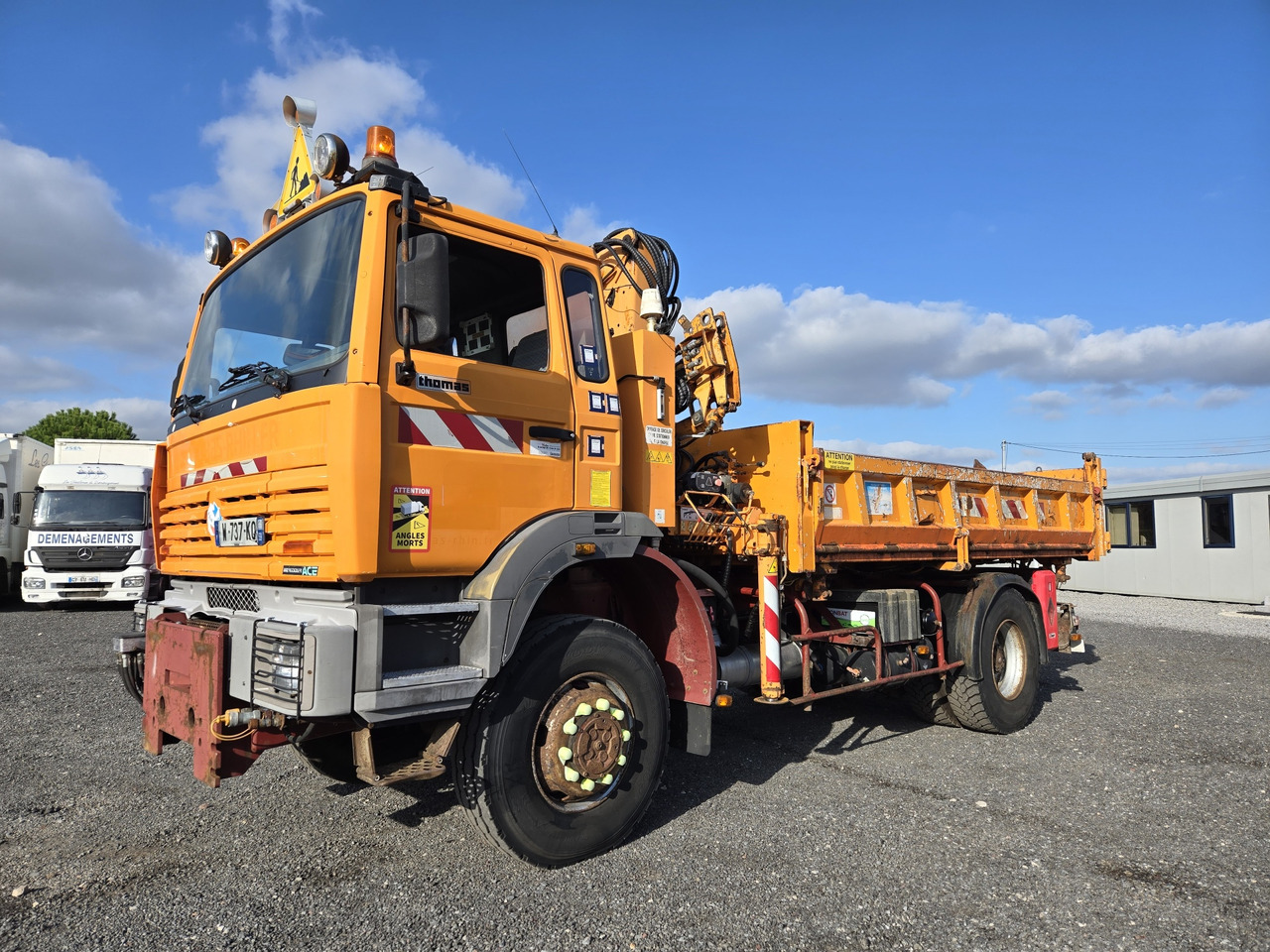 Renault G250 4x4 - شاحنة قلاب, شاحنة كرين: صورة 2 Renault G250 4x4 - شاحنة قلاب, شاحنة كرين: صورة 2