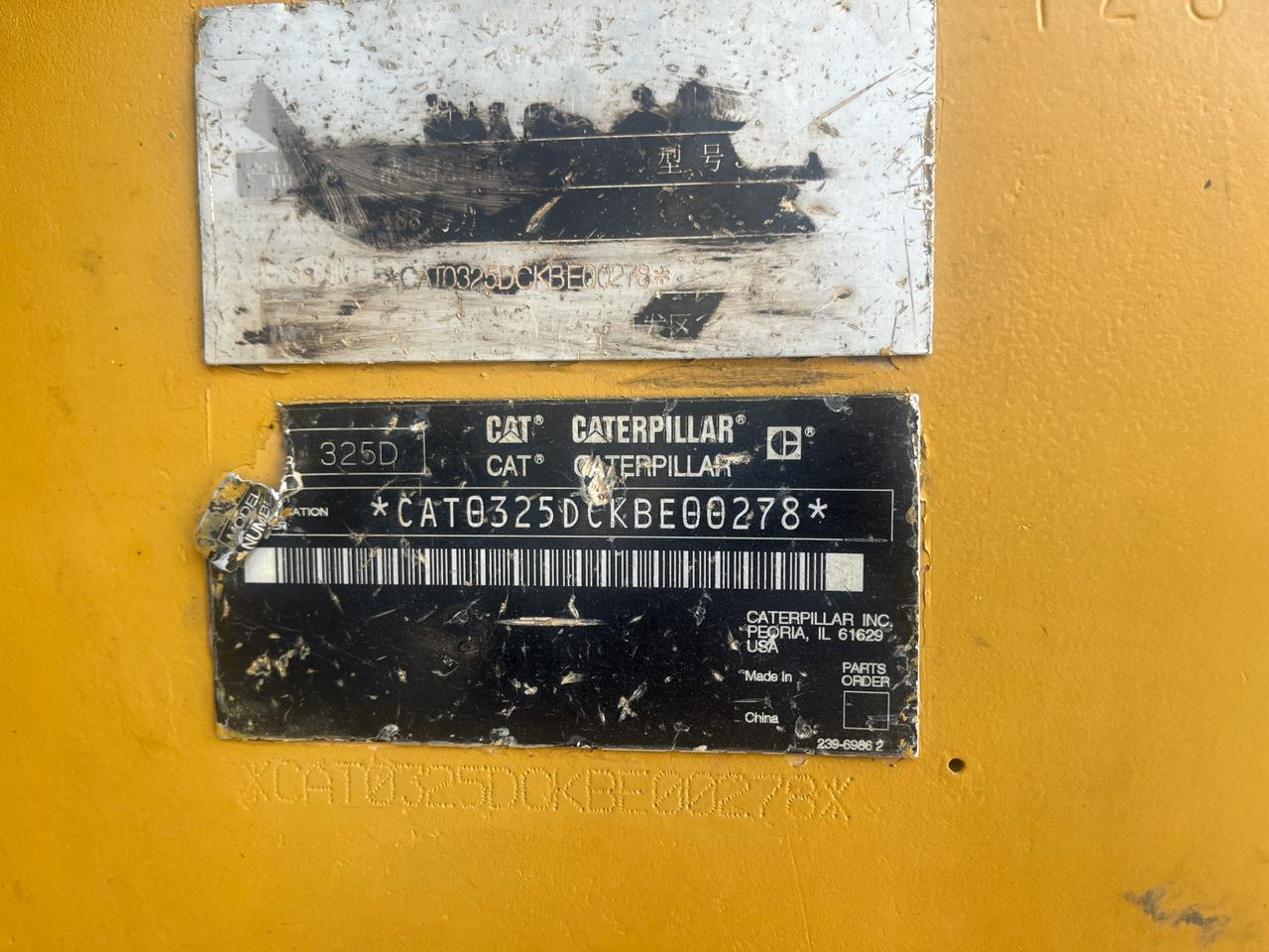 CATERPILLAR 325DL - حفار زحاف: صورة 2 CATERPILLAR 325DL - حفار زحاف: صورة 2