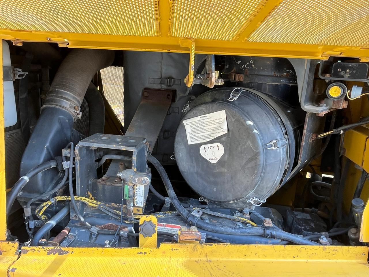 KOMATSU D155-A-6 - جرافة: صورة 5 KOMATSU D155-A-6 - جرافة: صورة 5