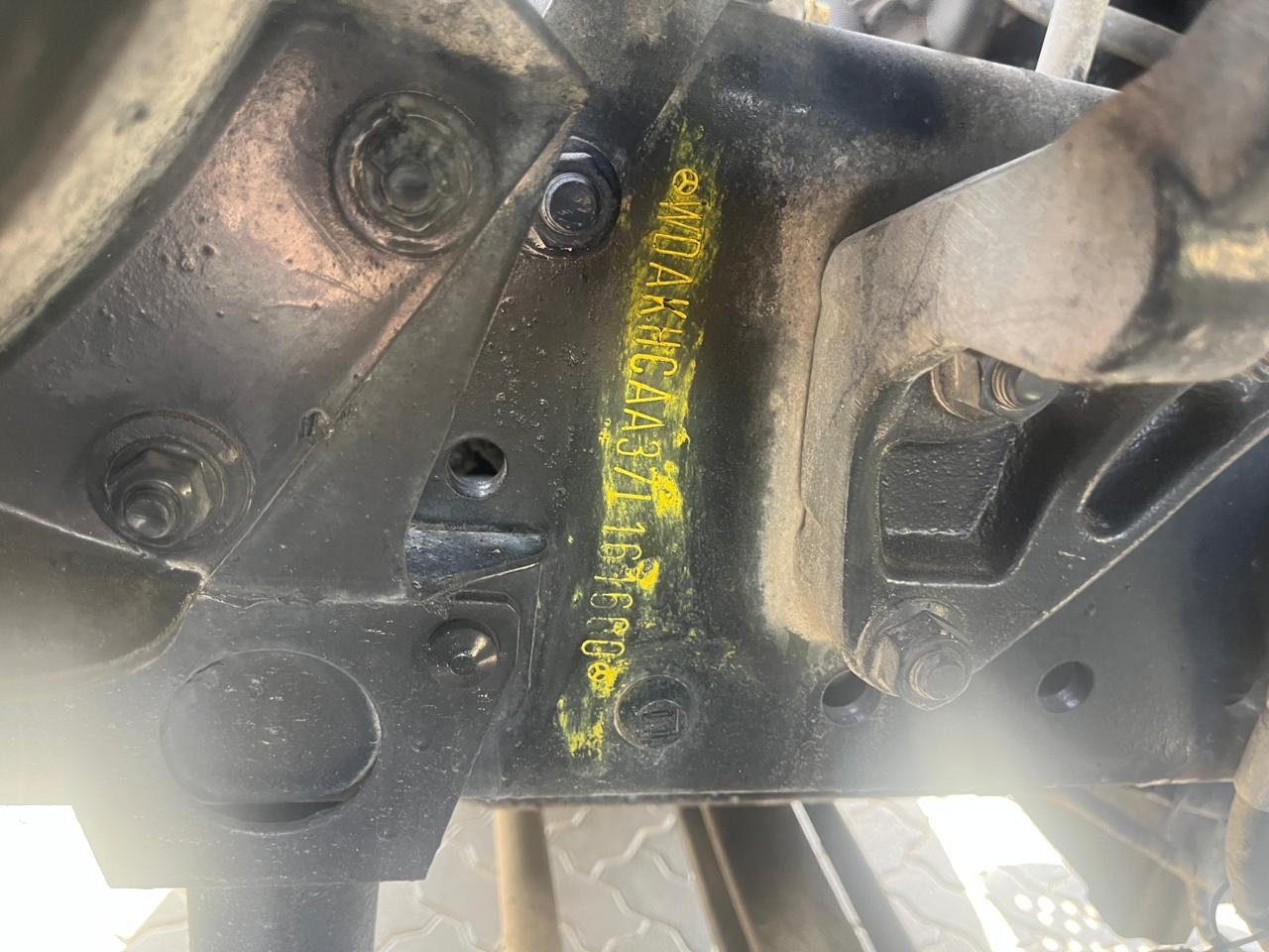 MERCEDES-BENZ 3332 - وحدة جر: صورة 2 MERCEDES-BENZ 3332 - وحدة جر: صورة 2