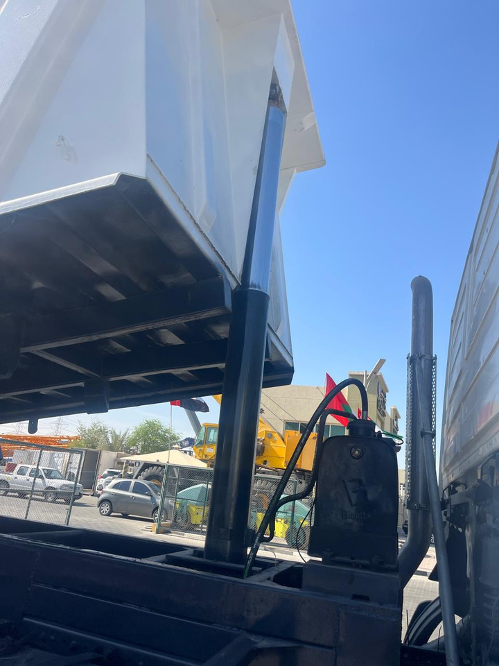 MERCEDES-BENZ Actros 3341 - شاحنة قلاب: صورة 5 MERCEDES-BENZ Actros 3341 - شاحنة قلاب: صورة 5