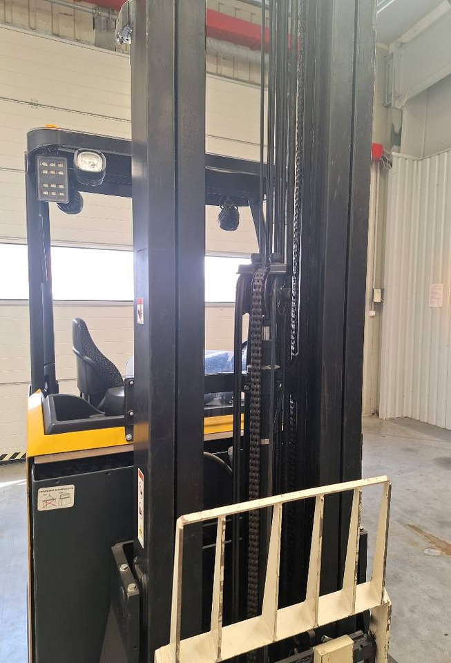 Yale MR 14 - شاحنة مناوِلة: صورة 4 Yale MR 14 - شاحنة مناوِلة: صورة 4