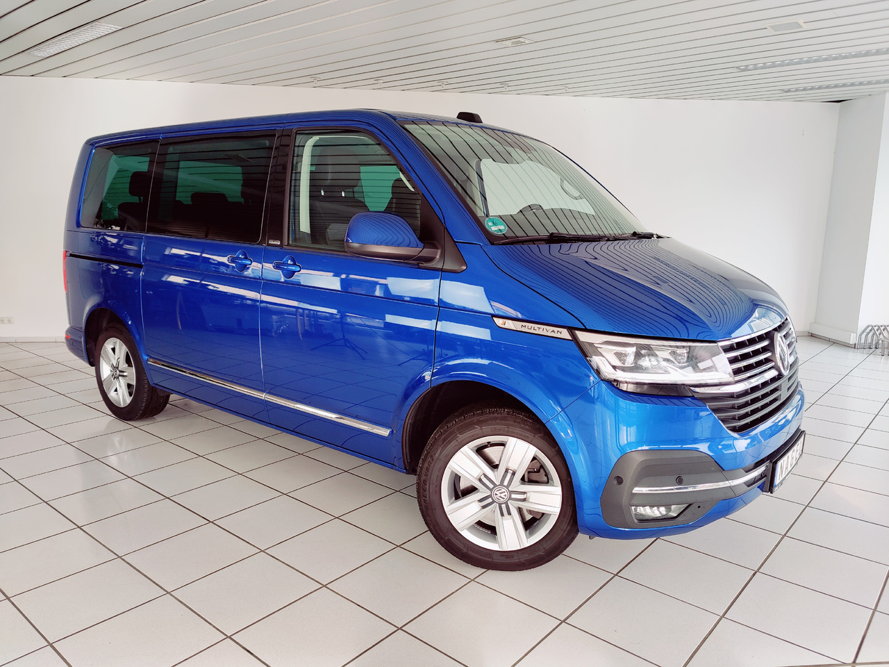 Volkswagen T6.1 Multivan Cruise*DAB+*Rükam*Standheizung*AHK Cruise FWD - حافلة صغيرة, ميكروباص: صورة 3 Volkswagen T6.1 Multivan Cruise*DAB+*Rükam*Standheizung*AHK Cruise FWD - حافلة صغيرة, ميكروباص: صورة 3