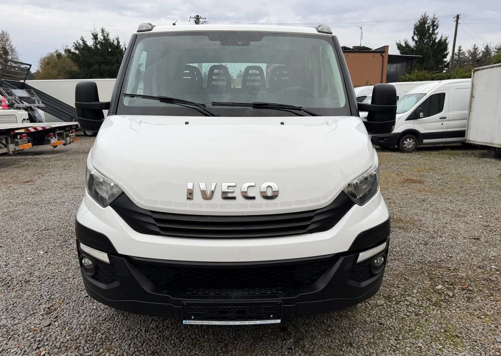 Iveco Daily 70C18 Pomoc drogowa Laweta 2017r Hi-Matic - شاحنة سحب: صورة 2 Iveco Daily 70C18 Pomoc drogowa Laweta 2017r Hi-Matic - شاحنة سحب: صورة 2