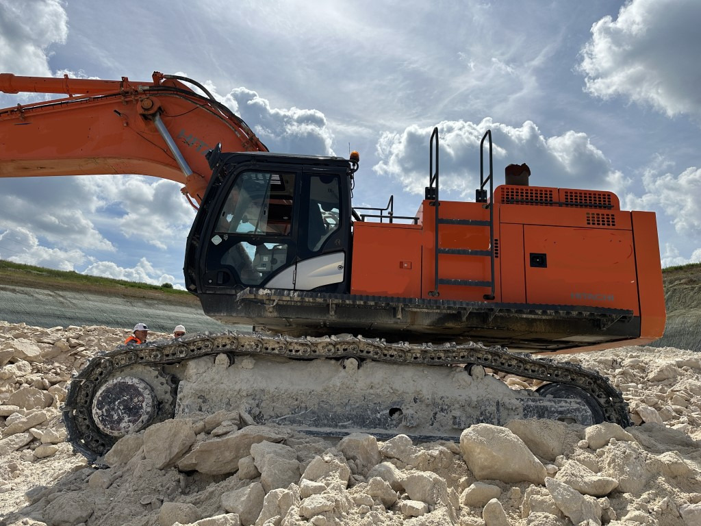 HITACHI ZX690LCR-6 - حفار زحاف: صورة 2 HITACHI ZX690LCR-6 - حفار زحاف: صورة 2