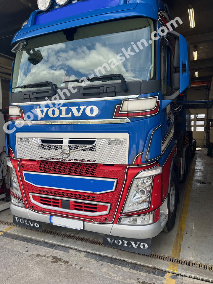 VOLVO FH 540 - شاحنات مسطحة, شاحنة كرين: صورة 2 VOLVO FH 540 - شاحنات مسطحة, شاحنة كرين: صورة 2