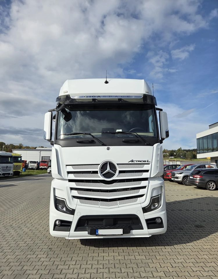 Mercedes-Benz ACTROS 1848 GIGA SPACE - وحدة جر: صورة 5 Mercedes-Benz ACTROS 1848 GIGA SPACE - وحدة جر: صورة 5