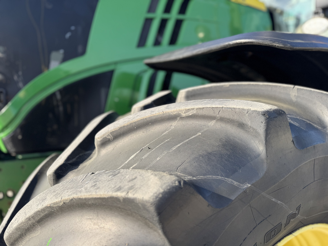 John Deere 6190 R ( 1) - جرار: صورة 2 John Deere 6190 R ( 1) - جرار: صورة 2