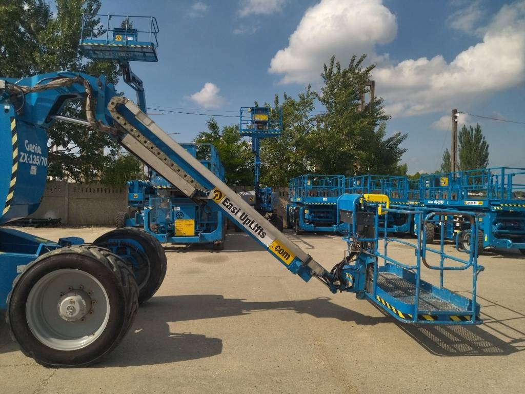 Genie ZX 135/70 - شاحنة ذراع مفصلي: صورة 4 Genie ZX 135/70 - شاحنة ذراع مفصلي: صورة 4