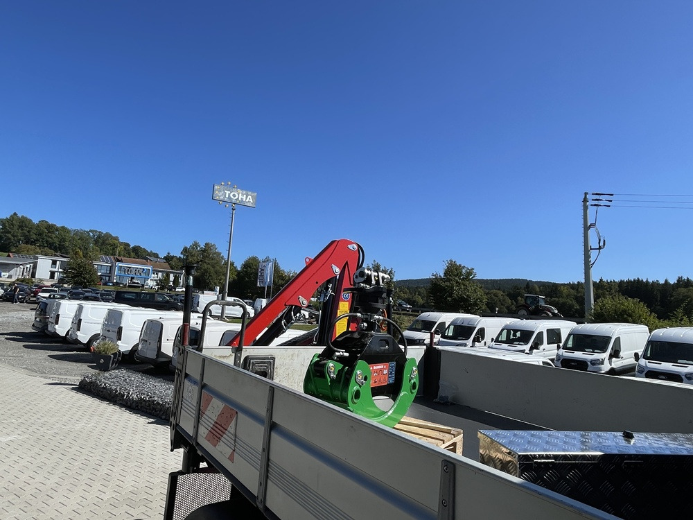 Unimog U318 - UHN mit Ladekran und Forstgreifer , Traumzustand - شاحنة كرين: صورة 3 Unimog U318 - UHN mit Ladekran und Forstgreifer , Traumzustand - شاحنة كرين: صورة 3