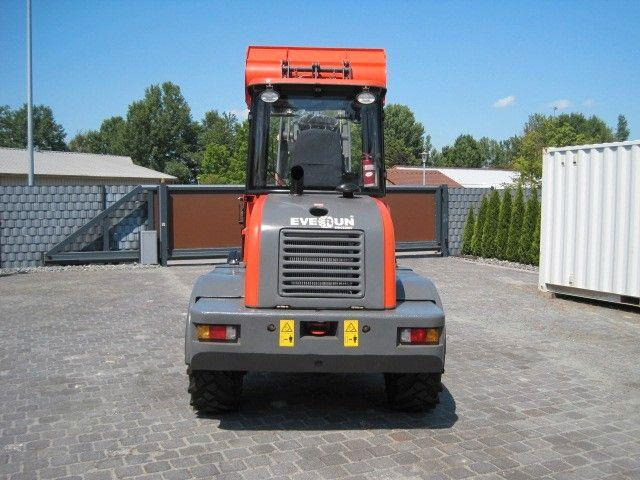 EVERUN ER 16, 4WD, Volvo, Kramer, CAT, Atlas - اللودر بعجل: صورة 5 EVERUN ER 16, 4WD, Volvo, Kramer, CAT, Atlas - اللودر بعجل: صورة 5