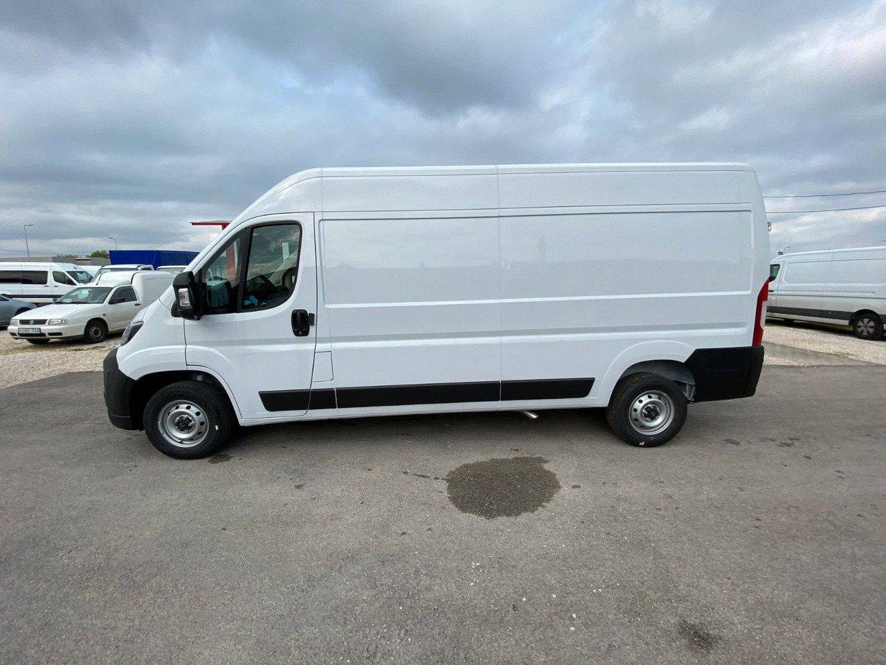 Citroën Jumper Kasten Hochraum 35 L3H2 BlueHDi 140 - فان: صورة 3 Citroën Jumper Kasten Hochraum 35 L3H2 BlueHDi 140 - فان: صورة 3