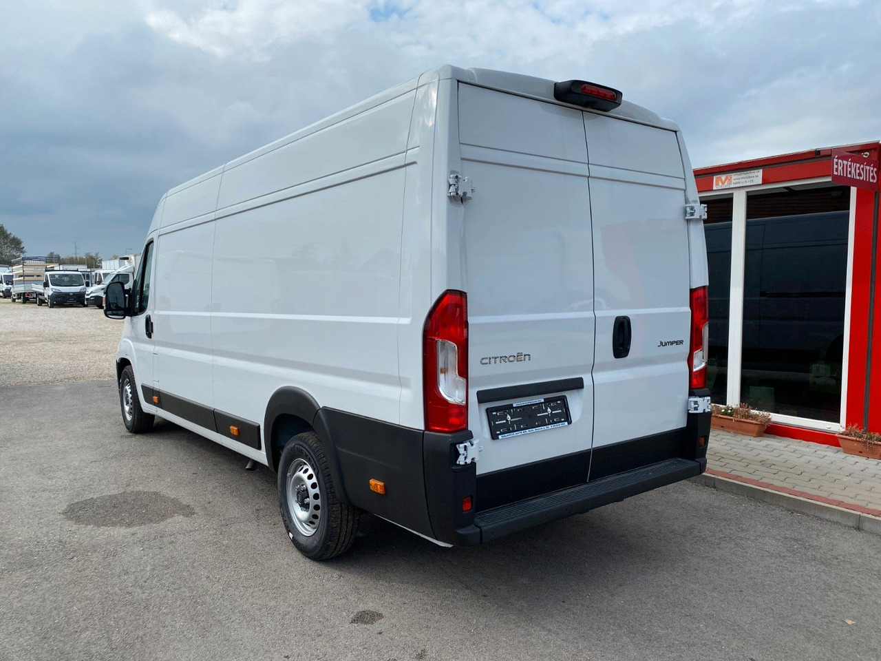 Citroën Jumper Kasten Hochraum 35 L4H2 Heavy BlueHDi 180 - فان: صورة 4 Citroën Jumper Kasten Hochraum 35 L4H2 Heavy BlueHDi 180 - فان: صورة 4