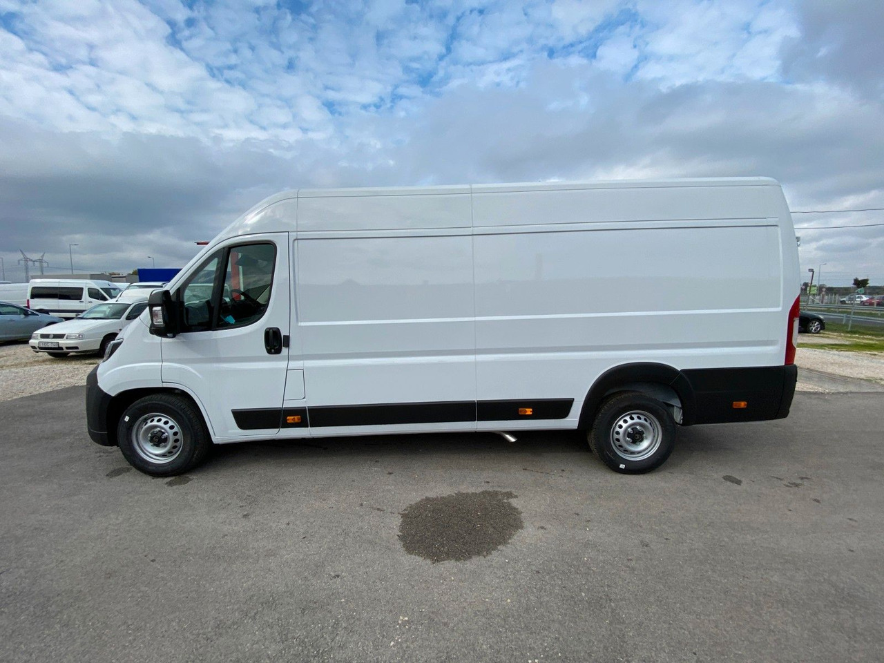 Citroën Jumper Kasten Hochraum 35 L4H2 Heavy BlueHDi 180 - فان: صورة 3 Citroën Jumper Kasten Hochraum 35 L4H2 Heavy BlueHDi 180 - فان: صورة 3