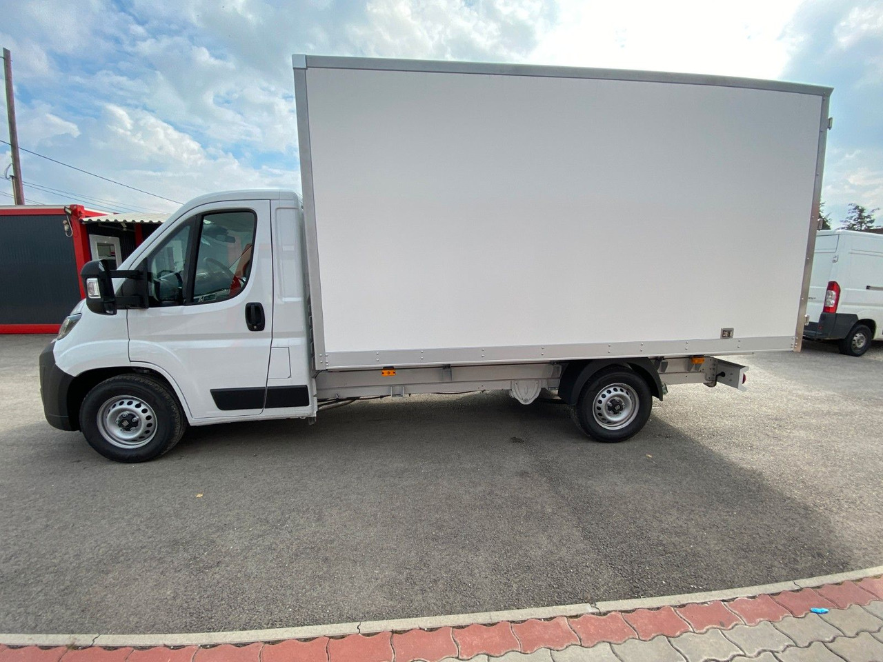 Fiat Ducato KOFFER - شاحنة مغلقة الصندوق: صورة 3 Fiat Ducato KOFFER - شاحنة مغلقة الصندوق: صورة 3