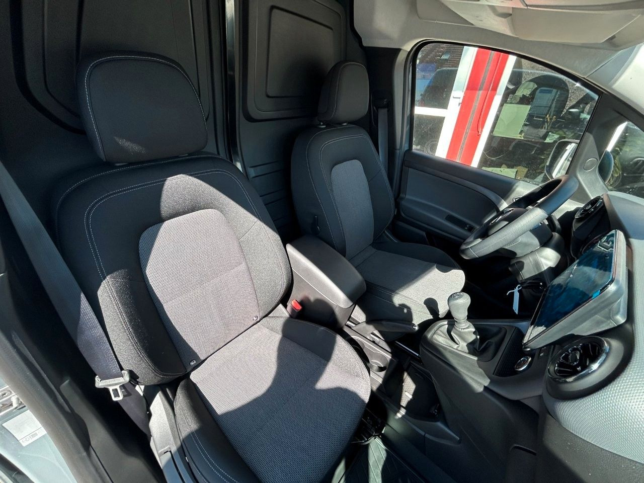 Mercedes-Benz Citan Kasten 112 CDI lang - فان المدمجة: صورة 5 Mercedes-Benz Citan Kasten 112 CDI lang - فان المدمجة: صورة 5
