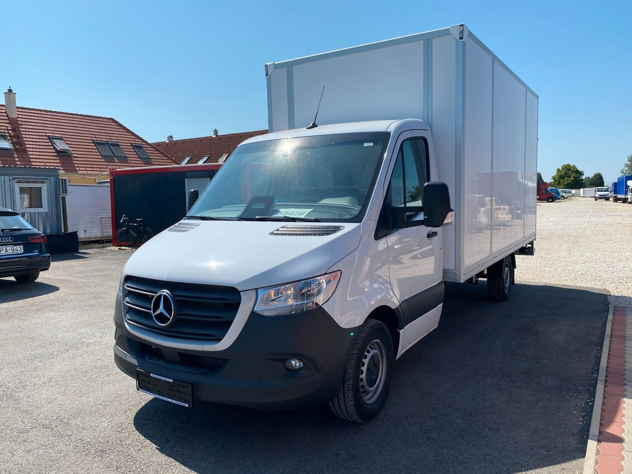 Mercedes-Benz Sprinter 317 Koffer+LBW - شاحنة مغلقة الصندوق: صورة 1 Mercedes-Benz Sprinter 317 Koffer+LBW - شاحنة مغلقة الصندوق: صورة 1
