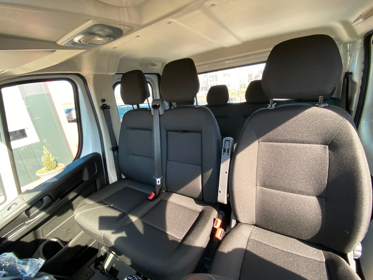 Peugeot BOXER CHDC L4 HEAVY PRITSCHE - شاحنة مفتوحة, الشاحنات الصغيرة كابينة مزدوجة: صورة 4 Peugeot BOXER CHDC L4 HEAVY PRITSCHE - شاحنة مفتوحة, الشاحنات الصغيرة كابينة مزدوجة: صورة 4