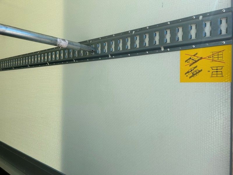 Volkswagen Crafter Koffer - شاحنة مغلقة الصندوق: صورة 4 Volkswagen Crafter Koffer - شاحنة مغلقة الصندوق: صورة 4