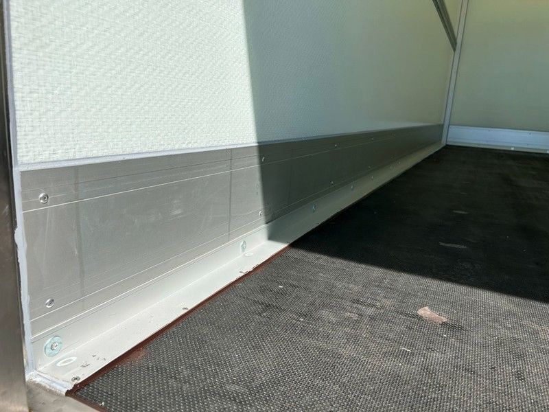 Volkswagen Crafter Koffer - شاحنة مغلقة الصندوق: صورة 3 Volkswagen Crafter Koffer - شاحنة مغلقة الصندوق: صورة 3