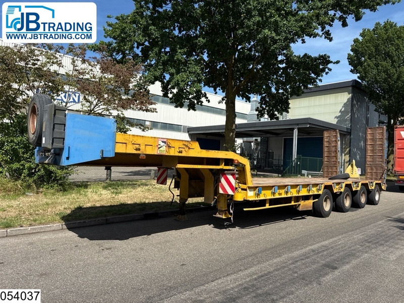 ACTM Lowbed 70.000 KG, 2,5mtr + 2x 0,35 mtr - عربة منخفضة مسطحة نصف مقطورة: صورة 1 ACTM Lowbed 70.000 KG, 2,5mtr + 2x 0,35 mtr - عربة منخفضة مسطحة نصف مقطورة: صورة 1
