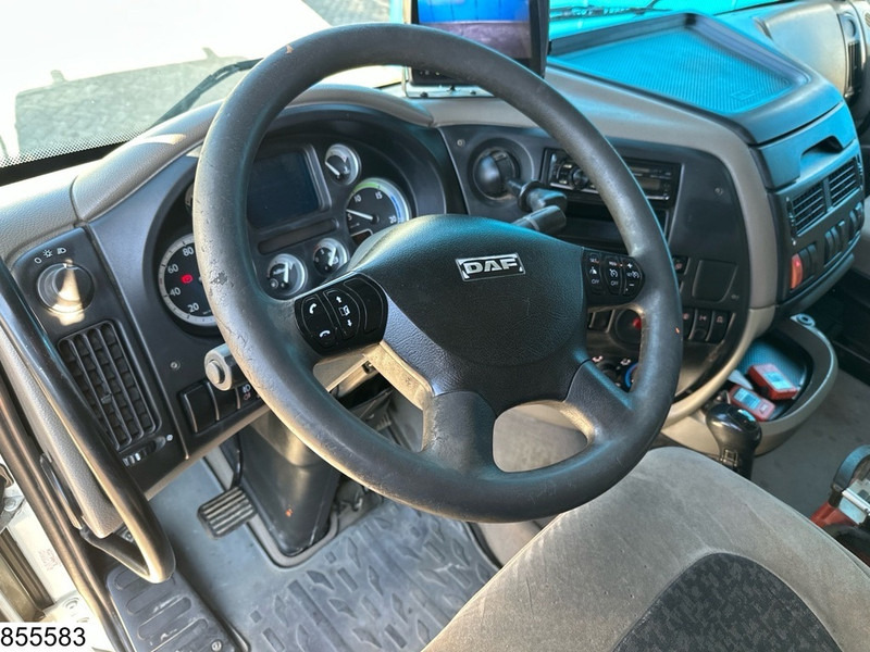 DAF XF 410 6x2, Fassi, Retarder, Remote - شاحنات مسطحة, شاحنة كرين: صورة 5 DAF XF 410 6x2, Fassi, Retarder, Remote - شاحنات مسطحة, شاحنة كرين: صورة 5