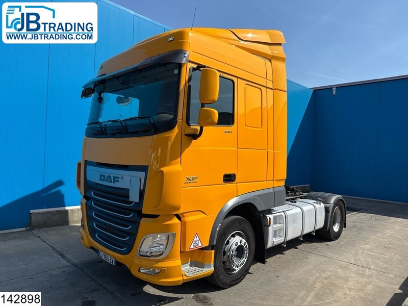 DAF XF 460 EURO 6, PTO - وحدة جر: صورة 1 DAF XF 460 EURO 6, PTO - وحدة جر: صورة 1