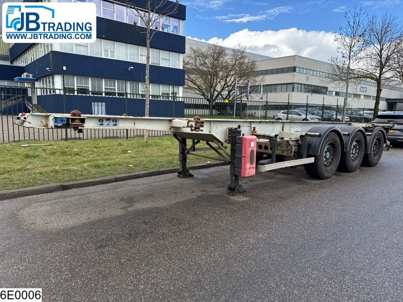Fruehauf Chassis 20 / 30 ft - نصف مقطورة لنقل الحاويات: صورة 1 Fruehauf Chassis 20 / 30 ft - نصف مقطورة لنقل الحاويات: صورة 1