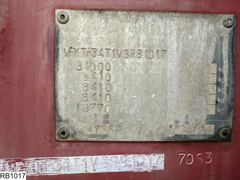 Fruehauf Fuel 39886 Liter, 7 Compartments - نصف مقطورة صهريج: صورة 5 Fruehauf Fuel 39886 Liter, 7 Compartments - نصف مقطورة صهريج: صورة 5