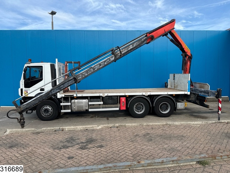 Iveco Trakker 360 6x4, EURO 6, Palfinger, Remote - شاحنات مسطحة, شاحنة كرين: صورة 3 Iveco Trakker 360 6x4, EURO 6, Palfinger, Remote - شاحنات مسطحة, شاحنة كرين: صورة 3