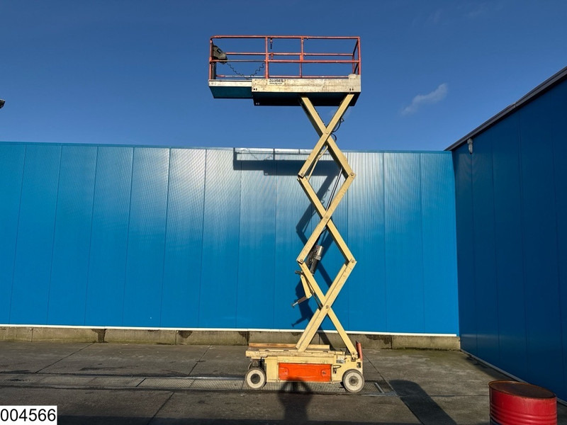 JLG 2030ES H 8.10 mtr, Max 360 kg - رافعة هيدروليكية مقصية: صورة 3 JLG 2030ES H 8.10 mtr, Max 360 kg - رافعة هيدروليكية مقصية: صورة 3