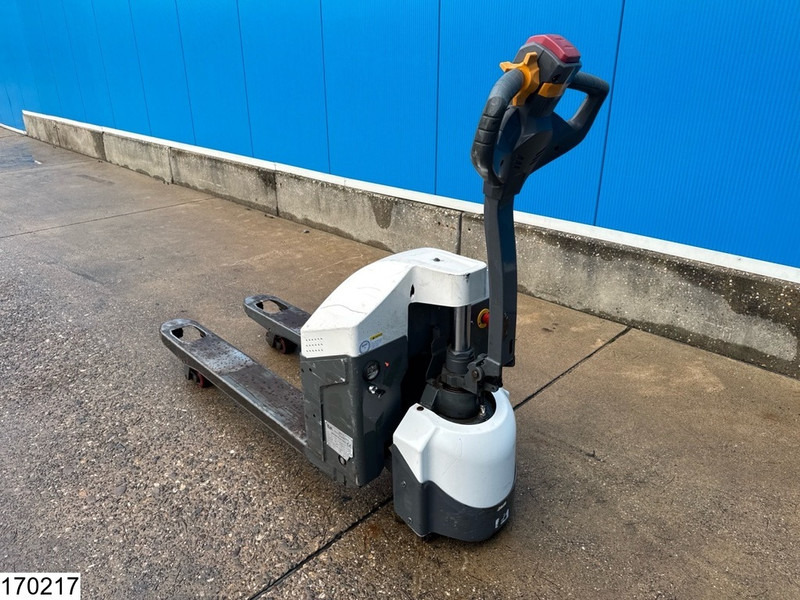 Leva LPEPT1.5 1500 kg, 0.2 m, electric, 1317 hours - شاحنة باليت: صورة 4 Leva LPEPT1.5 1500 kg, 0.2 m, electric, 1317 hours - شاحنة باليت: صورة 4