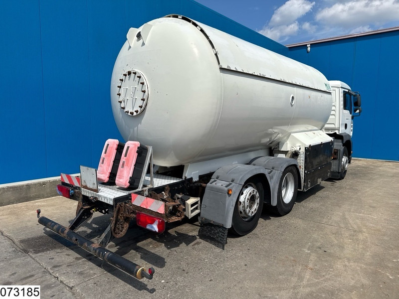 MAN TGA 26 310 6X2, 22070 Liter, PTO - شاحنة صهريج: صورة 2 MAN TGA 26 310 6X2, 22070 Liter, PTO - شاحنة صهريج: صورة 2