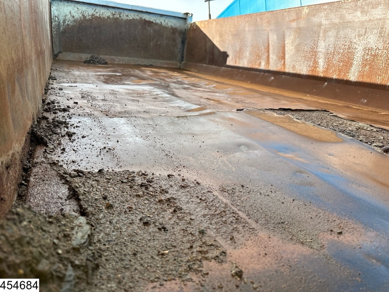 MAN TGA 26 390 6x4, Manual, Steel suspension - شاحنة قلاب: صورة 4 MAN TGA 26 390 6x4, Manual, Steel suspension - شاحنة قلاب: صورة 4