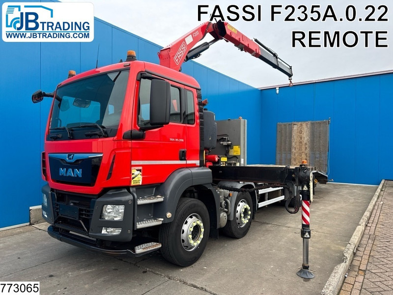 MAN TGS 35 360 8x2, EURO 6, Fassi, Remote - شاحنات مسطحة, شاحنة كرين: صورة 1 MAN TGS 35 360 8x2, EURO 6, Fassi, Remote - شاحنات مسطحة, شاحنة كرين: صورة 1