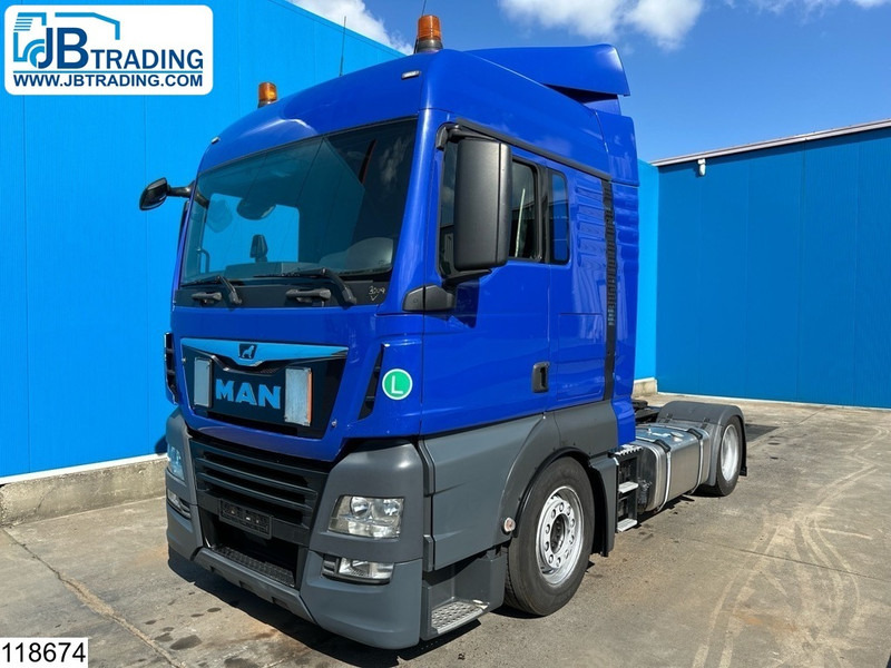 MAN TGX 18 460 EURO 6, Retarder, Standairco - وحدة جر: صورة 1 MAN TGX 18 460 EURO 6, Retarder, Standairco - وحدة جر: صورة 1