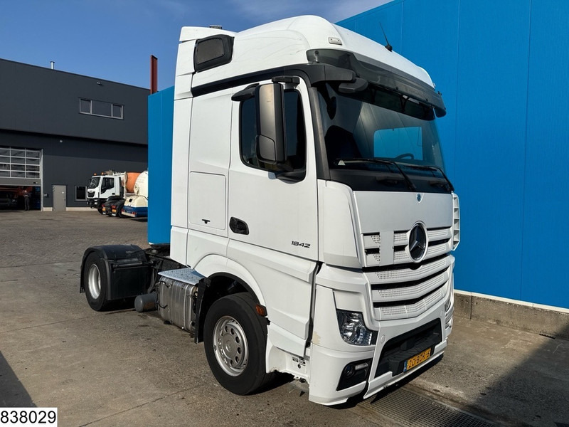 Mercedes-Benz Actros 1842 EURO 6 - وحدة جر: صورة 3 Mercedes-Benz Actros 1842 EURO 6 - وحدة جر: صورة 3