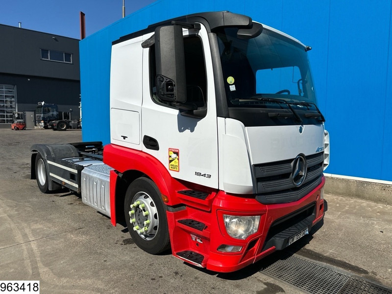 Mercedes-Benz Actros 1843 EURO 6, Retarder, Lohr, Standairco - وحدة جر: صورة 3 Mercedes-Benz Actros 1843 EURO 6, Retarder, Lohr, Standairco - وحدة جر: صورة 3
