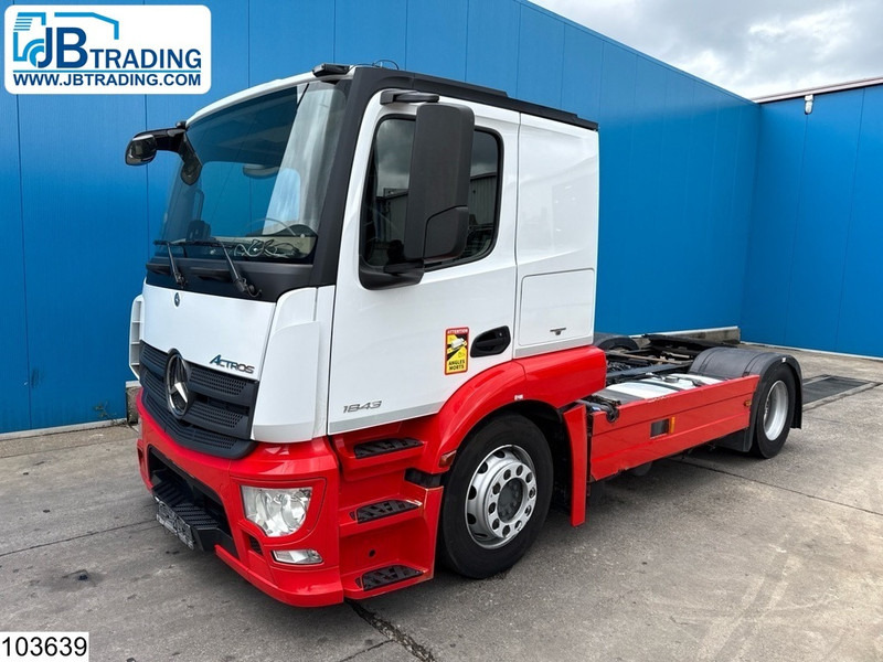Mercedes-Benz Actros 1843 EURO 6, Retarder, PTO, LOHR, Standairco - وحدة جر: صورة 1 Mercedes-Benz Actros 1843 EURO 6, Retarder, PTO, LOHR, Standairco - وحدة جر: صورة 1