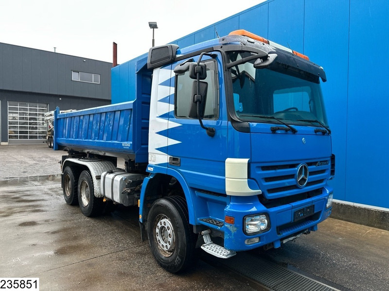 Mercedes-Benz Actros 3344 EURO 5, Leaf spring, Retarder - شاحنة قلاب: صورة 2 Mercedes-Benz Actros 3344 EURO 5, Leaf spring, Retarder - شاحنة قلاب: صورة 2