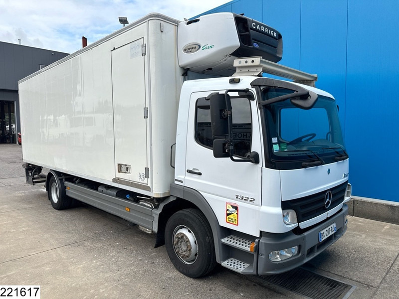 Mercedes-Benz Atego 1322 EURO 4, Manual, Dhollandia, Chereau - شاحنة الفريزر: صورة 3 Mercedes-Benz Atego 1322 EURO 4, Manual, Dhollandia, Chereau - شاحنة الفريزر: صورة 3