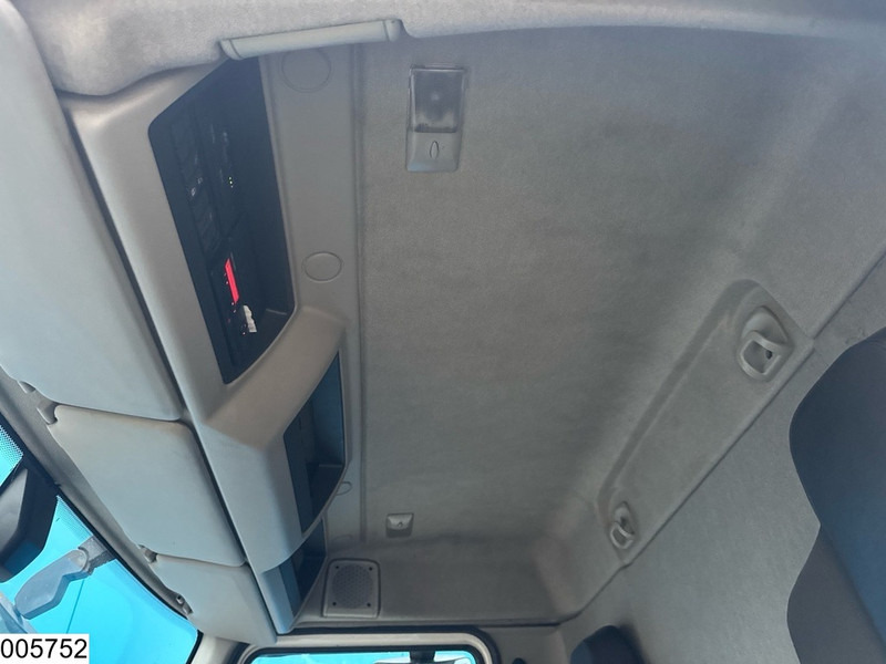 شاحنة مقفلة Renault D 16 210 EURO 6, Dhollandia: صورة 9