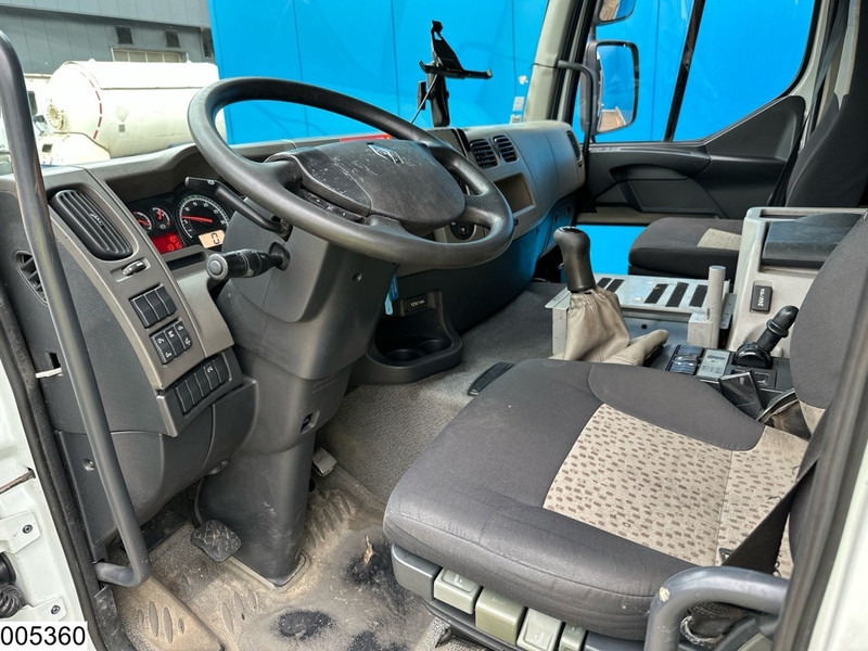 Renault Premium 310 Dxi EURO 5, Retarder, Fuel, 13.000 Liter, 4 Comp - شاحنة صهريج: صورة 5 Renault Premium 310 Dxi EURO 5, Retarder, Fuel, 13.000 Liter, 4 Comp - شاحنة صهريج: صورة 5