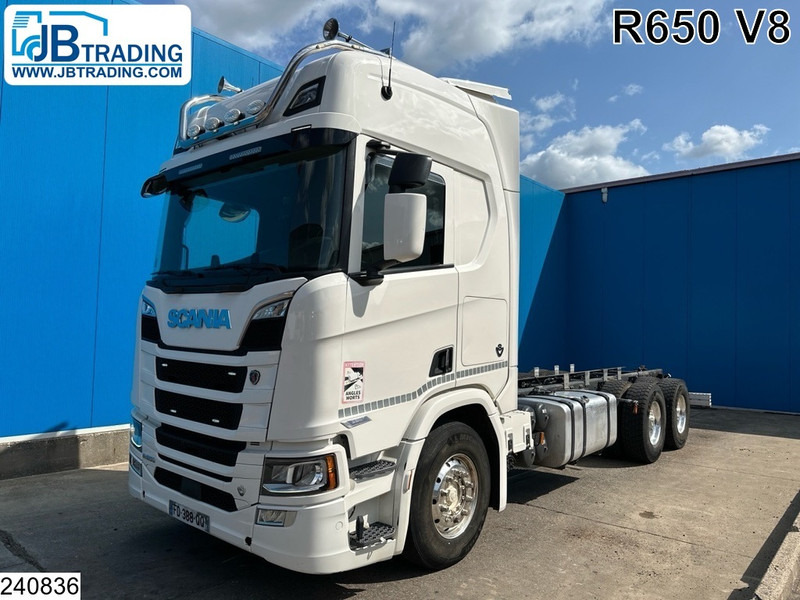 Scania R 650 6X4, EURO 6, Retarder, PTO - شاحنة هيكل كابينة: صورة 1 Scania R 650 6X4, EURO 6, Retarder, PTO - شاحنة هيكل كابينة: صورة 1