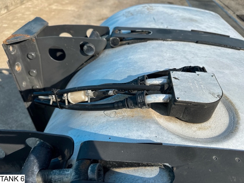 Universeel Brandstoftank - خزان الوقود - شاحنة: صورة 5 Universeel Brandstoftank - خزان الوقود - شاحنة: صورة 5