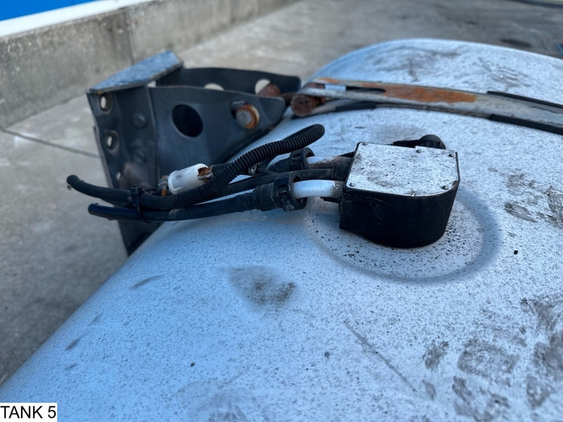 Universeel Brandstoftank - خزان الوقود - شاحنة: صورة 5 Universeel Brandstoftank - خزان الوقود - شاحنة: صورة 5