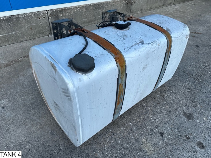 Universeel Brandstoftank - خزان الوقود - شاحنة: صورة 3 Universeel Brandstoftank - خزان الوقود - شاحنة: صورة 3