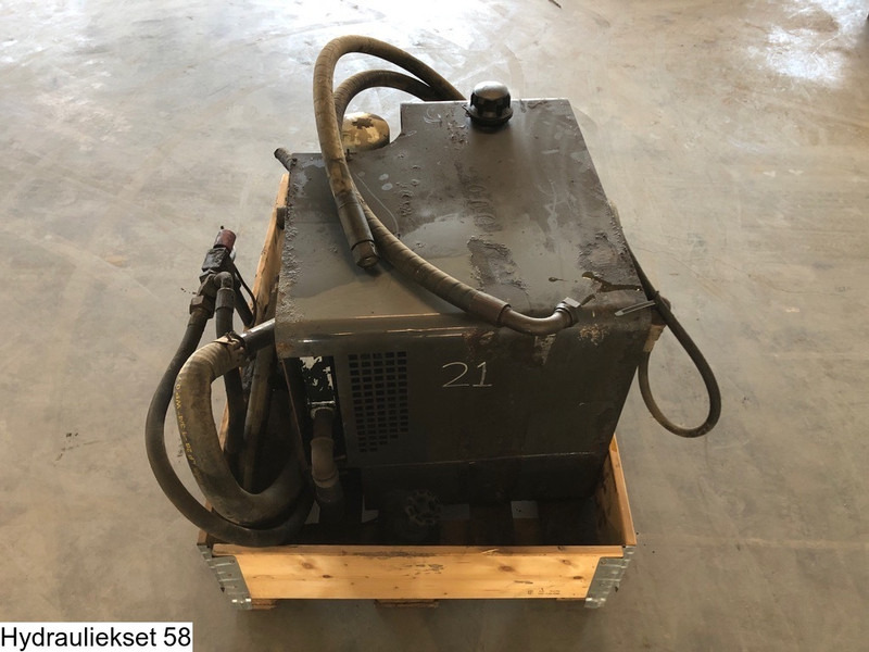 نظام الهيدروليك Universeel Pump, tank and hydraulic hoses: صورة 7